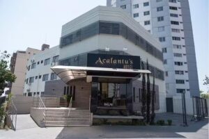 Acalantu&rsquo;s Hotel
