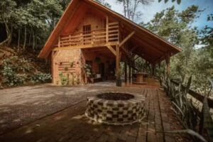 Acampamento das Amoras