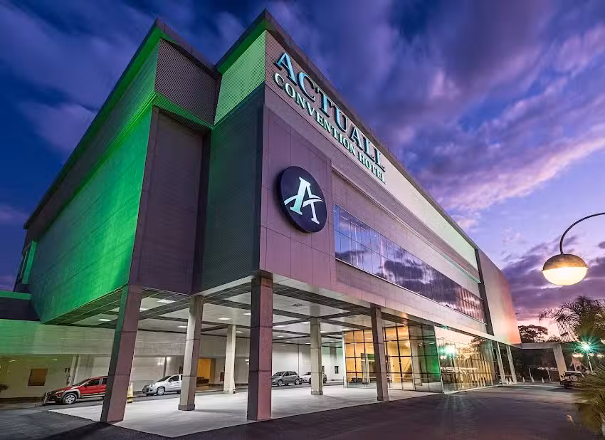 Actuall Convention by Summit Hotels