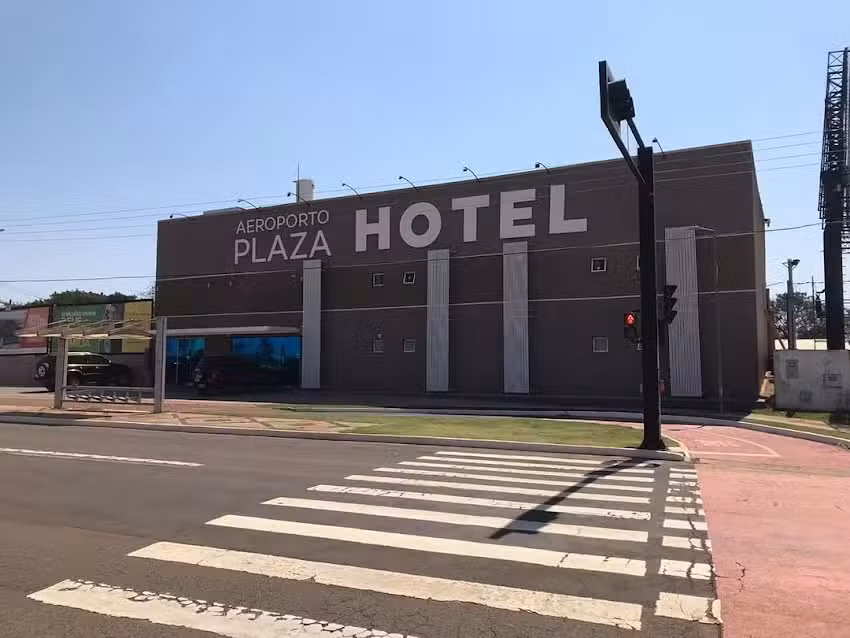 Aeroporto Plaza Hotel