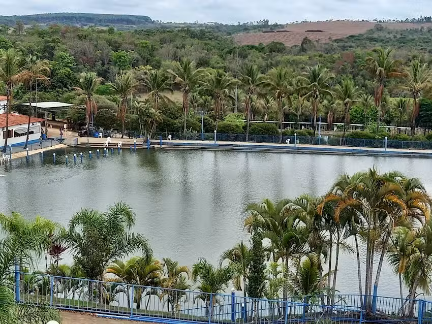 &Aacute;guas do Para&iacute;so ( Arcos Clube )