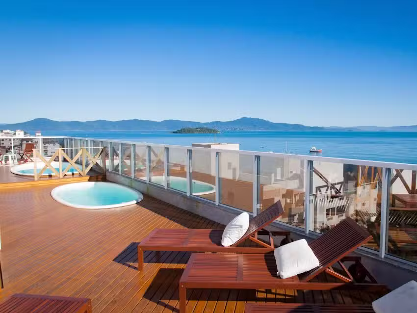 Al Mare Palace Hotel
