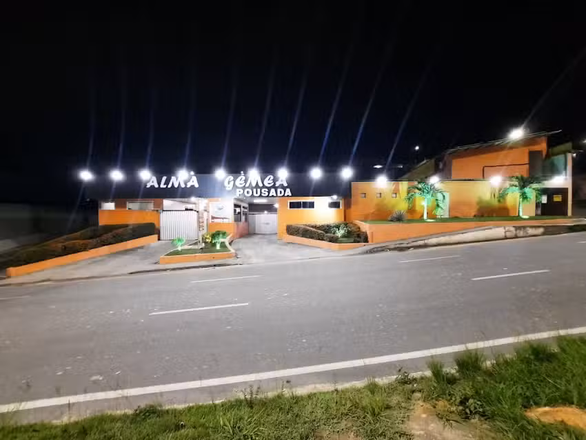 Alma g&ecirc;mea pousada