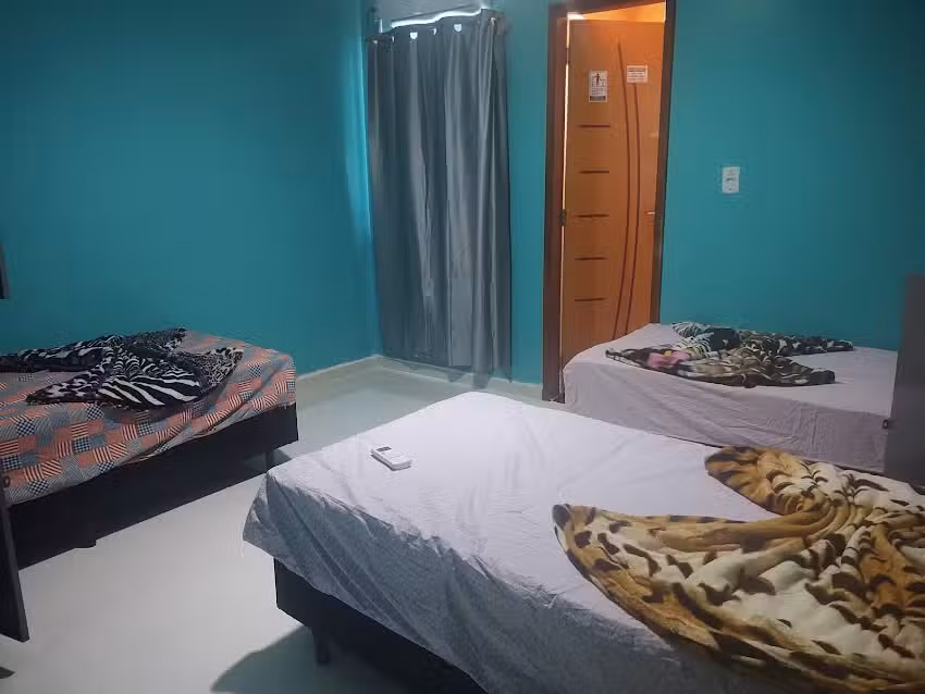 Alojamentos SHI e Rep&uacute;blicas