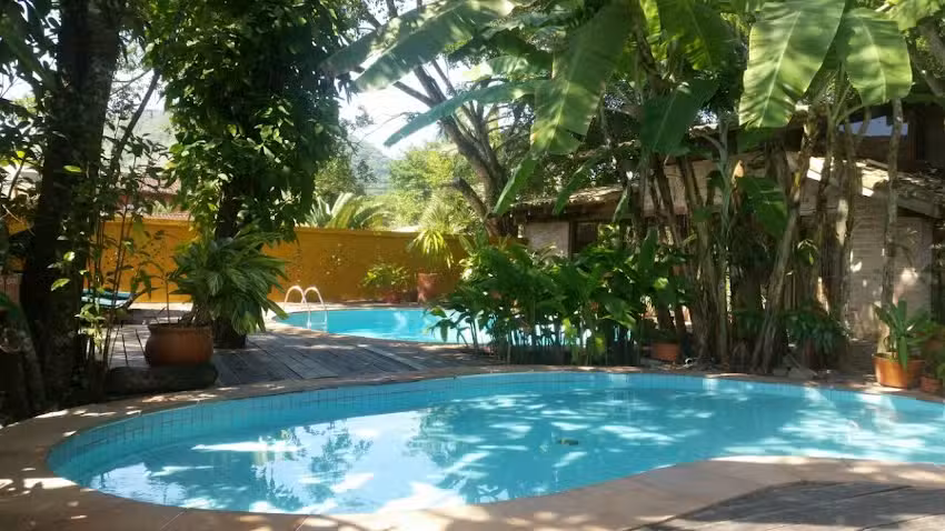 Alua Camburi Pousada