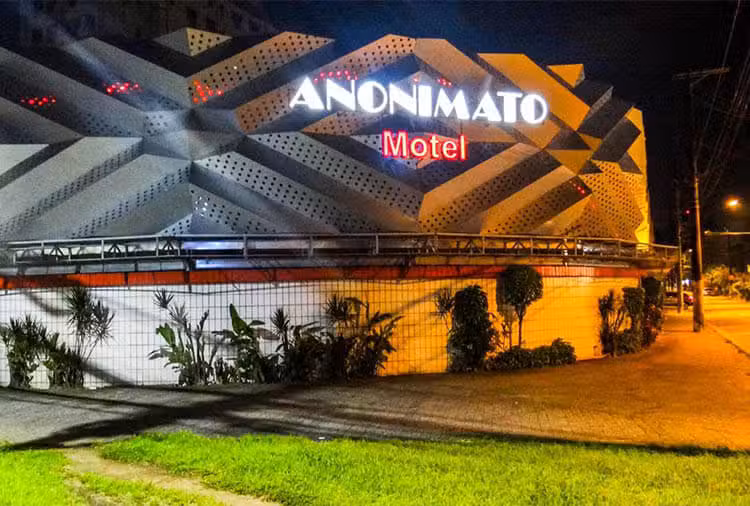 Anonimato Hotel