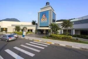 Apartamento mobiliado na Praia Grande