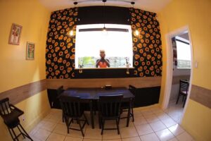 Aqui Hostel Restaurante