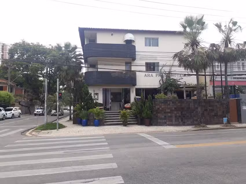 Ara Praia Hotel