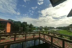 Arapari Eco-Chal&eacute;s & Restaurante