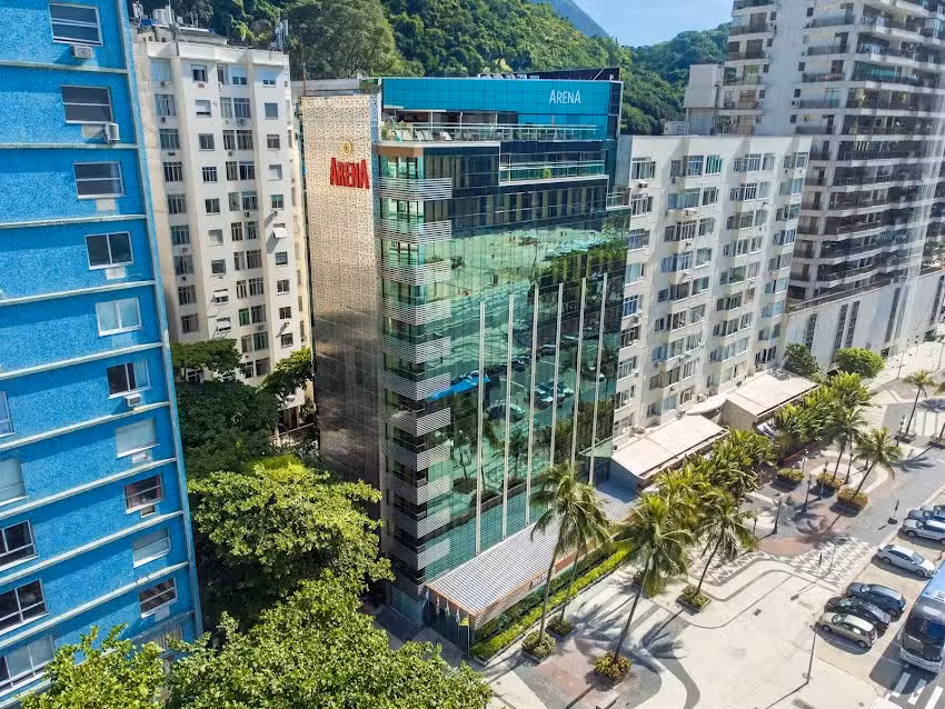 Arena Leme Hotel