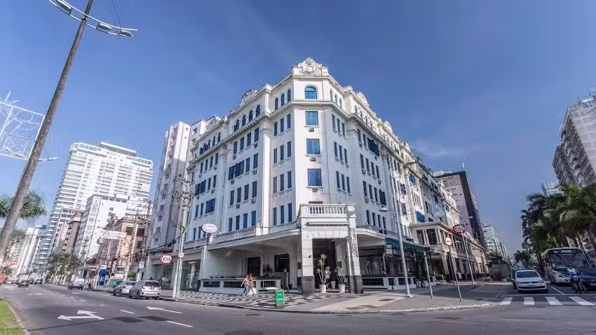 Atl&acirc;ntico Hotel