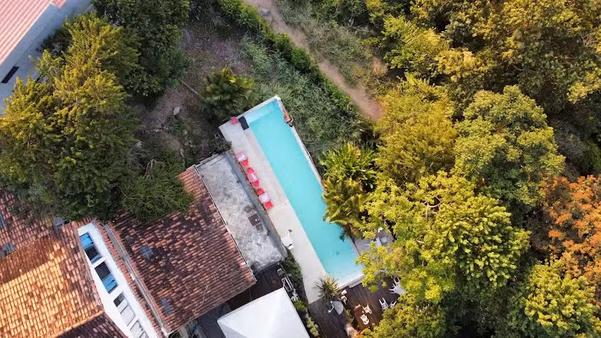 Banana Leaf Eco Hostel