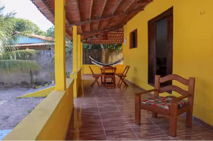 BASE Guest House PIPA