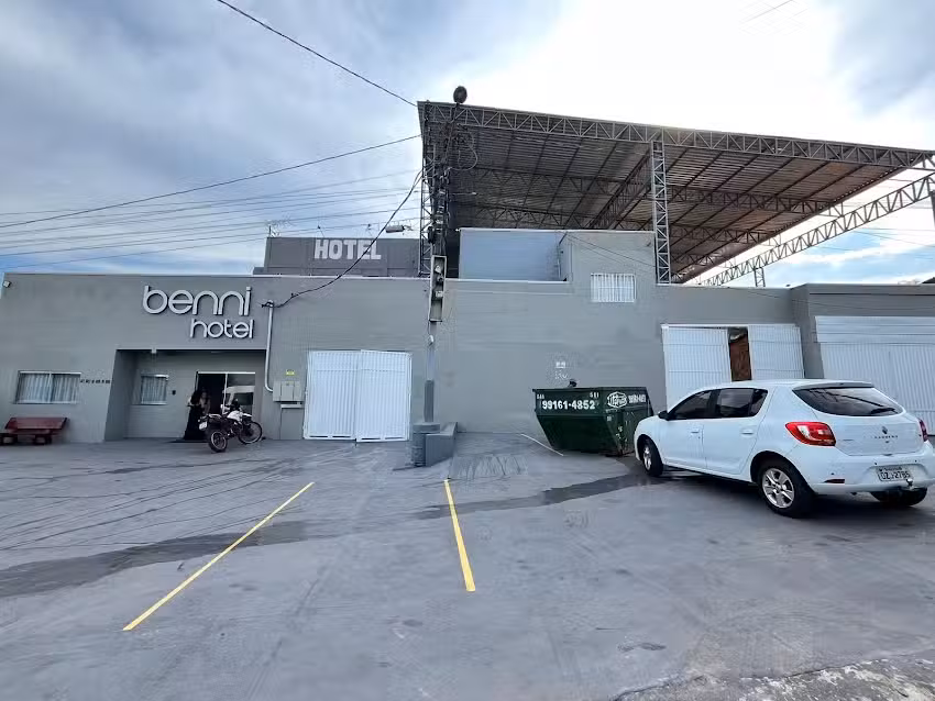 Benni Hotel Marab&aacute;