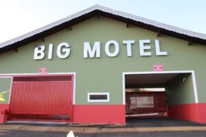 Big Motel