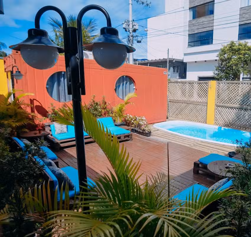 Bonabrigo Hostel & Suites