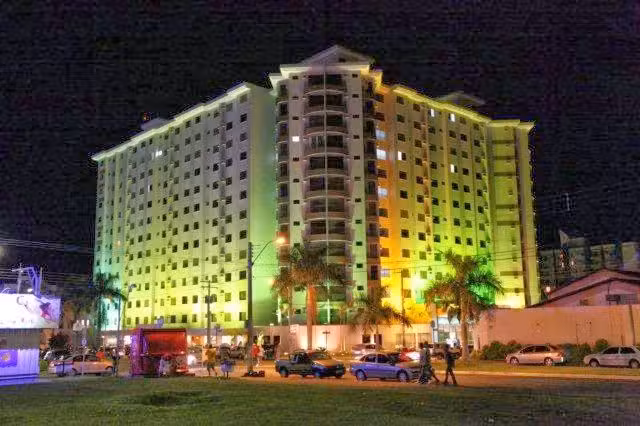 Boulevard Su&iacute;te Hotel