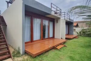 Breezy Sport House Chal&eacute;s