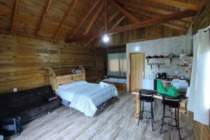 Cabana furna dos p&ocirc;neis