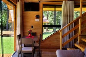 Cabana pequeno bosque