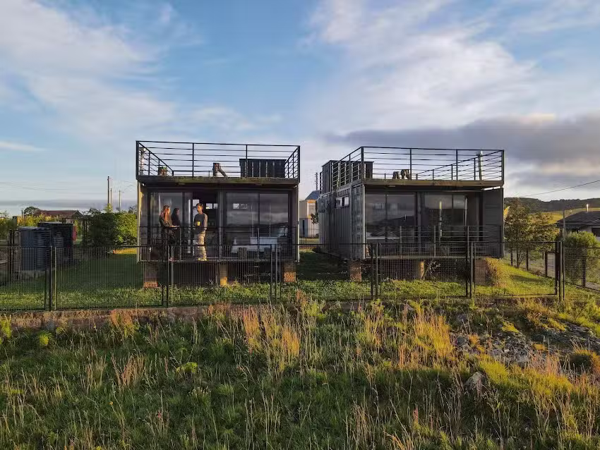 Cambar&aacute; Container