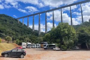 Camping Paraíso Tropical