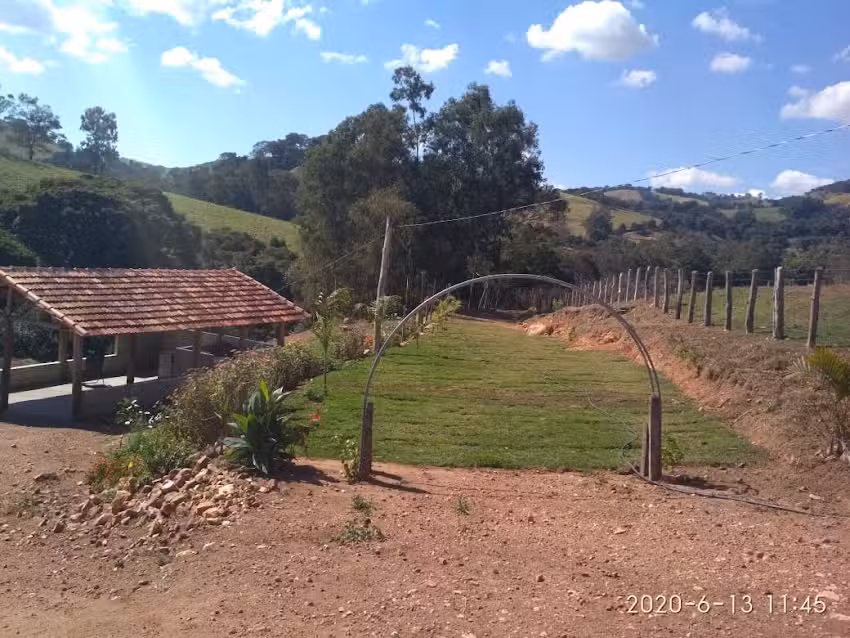 camping pequeno paraiso