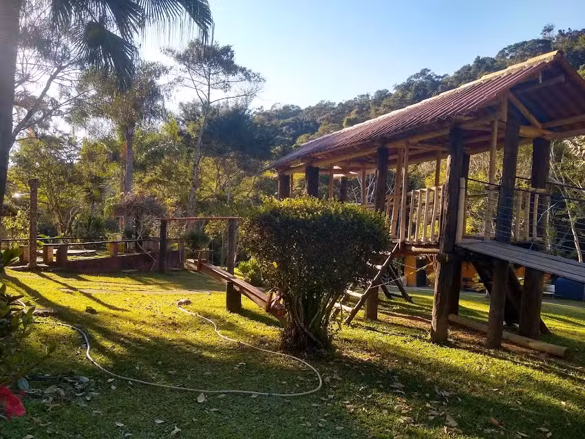 Camping Rancho do Mato e Restaurante aos domingos. Atendimento ao p&uacute;blico em hor&aacute;rio comercial e Camping 24 horas.