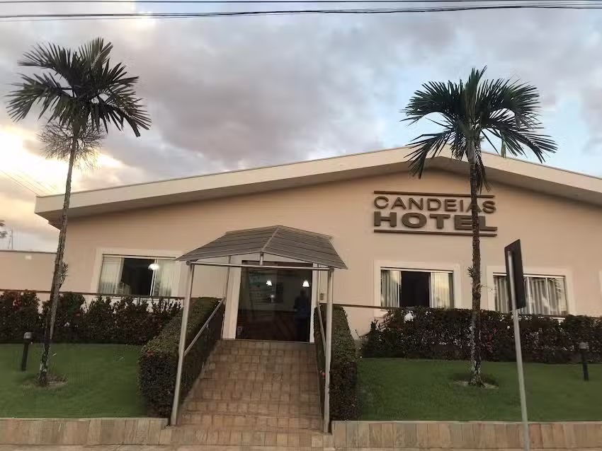 Candeias Hotel
