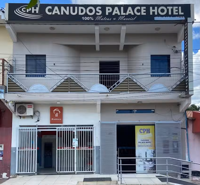 Canudos Palace Hotel