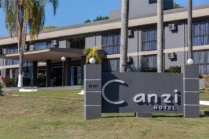 Canzi Cataratas Hotel