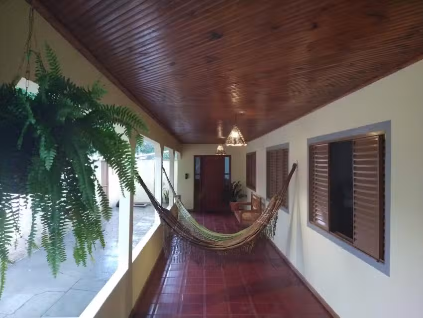 Casa 100 Guest House