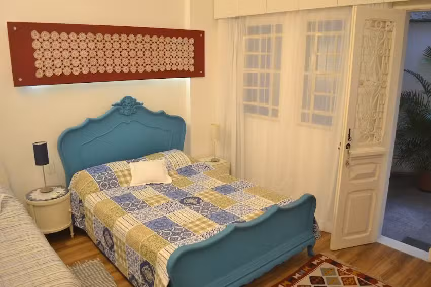 Casa Amarela Guest House