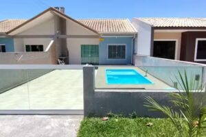 Casa com piscina &ndash; aluguel de temporada (Balne&aacute;rio de Ipanema &ndash; Pontal do Paran&aacute;)