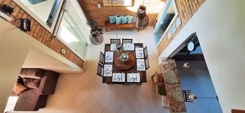 Casa com piscina para temporada