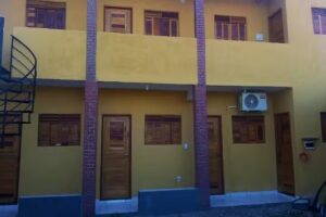 Casa do Mochileiro Airport Hostel & Pousada