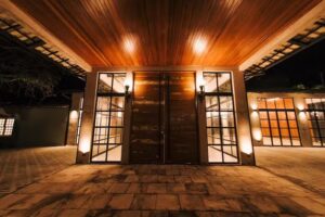 Casa Rosada &ndash; Club & Hotels