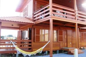 Casas &ldquo;La Tatuira&rdquo; &ndash; Cabanas Albar, Terra, Verde e Amarela