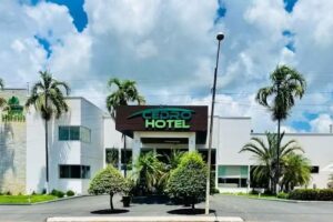 CEDRO HOTEL NOVA CRIXÁS