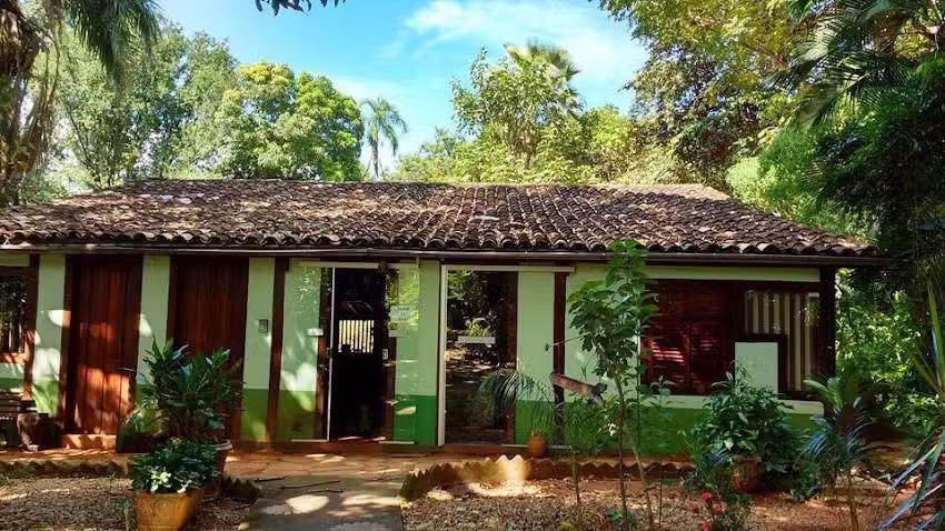 Ch&aacute;cara e eco-vila Dona Sinh&aacute;