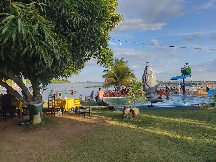 Ch&aacute;cara Regina