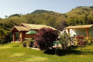 Chal&eacute; 4 Esta&ccedil;&otilde;es (S&atilde;o Bento do Sapuca&iacute;)