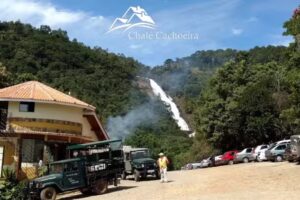 Chal&eacute; Cachoeira Joan&oacute;polis