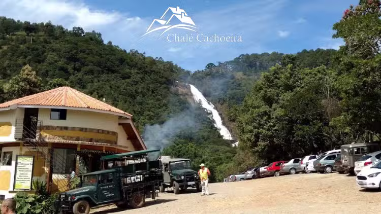 Chal&eacute; Cachoeira Joan&oacute;polis