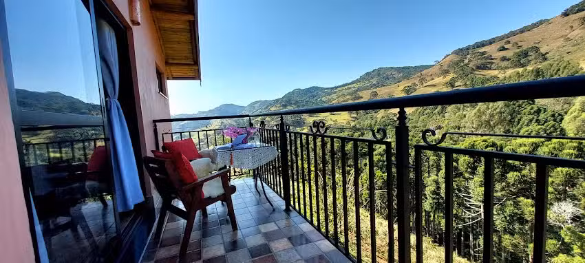 Chal&eacute; Canto Mundo