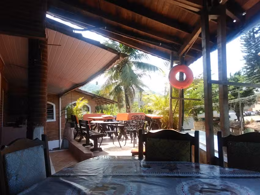 Chal&eacute; Maresias