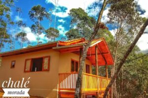 Chal&eacute; morada das estrelas