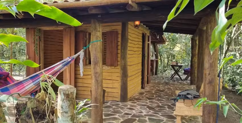 Chal&eacute; O Canto dos P&aacute;ssaros