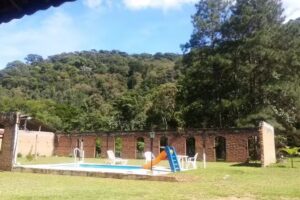 Chal&eacute; Rio das Pedras